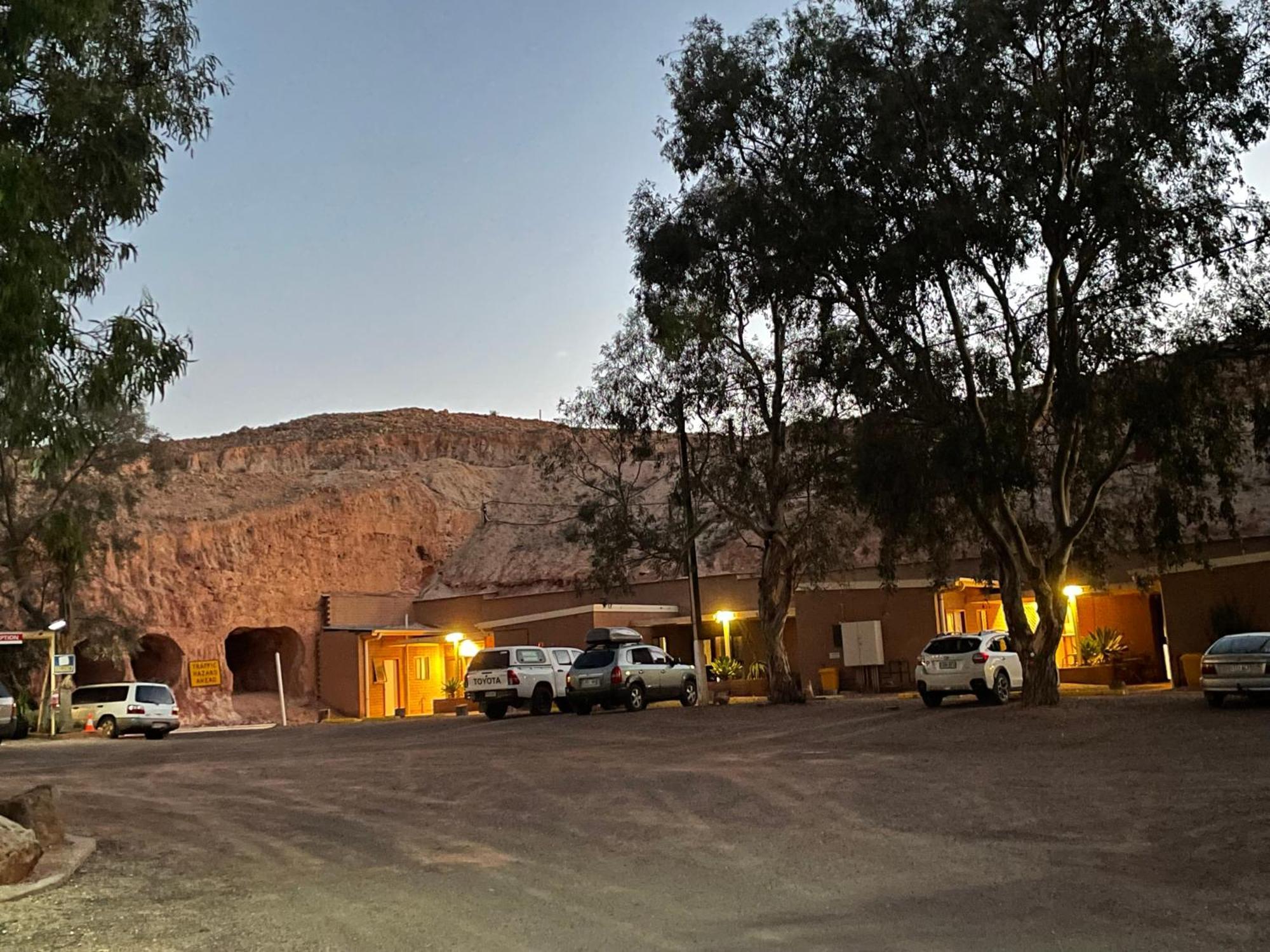Desert View Apartments Coober Pedy Eksteriør billede